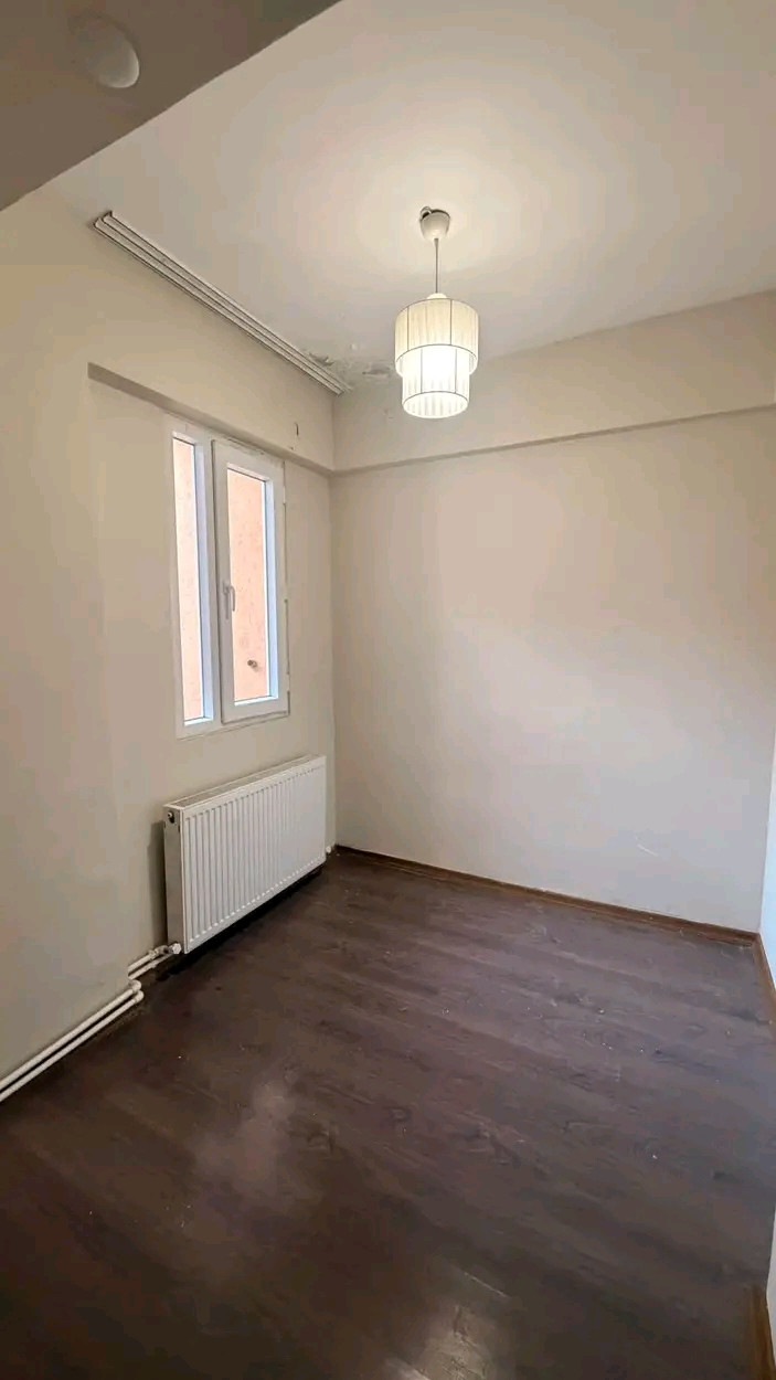 🔑1+1 empty apartment for annual rent