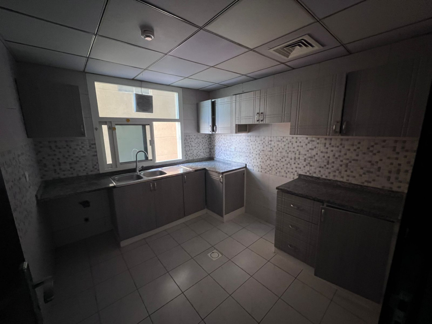 2bhk-almoyhat-3-bgoar-makdonaldz-3-hmamat-syan-mgany71776789853.jpeg