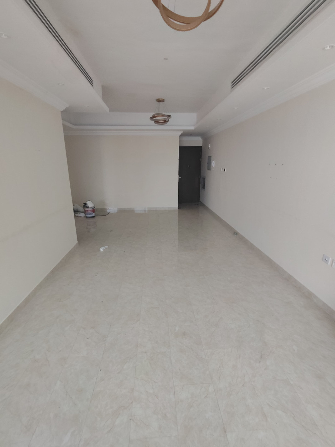 3 rooms and a hall for rent in Al Rawda