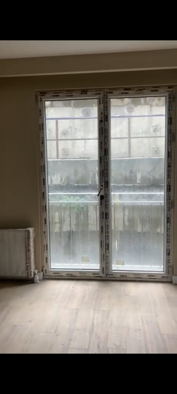 3 rooms and a hall