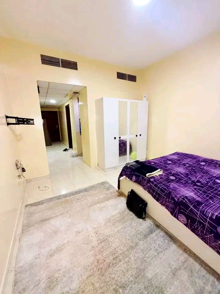 A detached studio apartment is now available for rent on the Ajman Corniche.