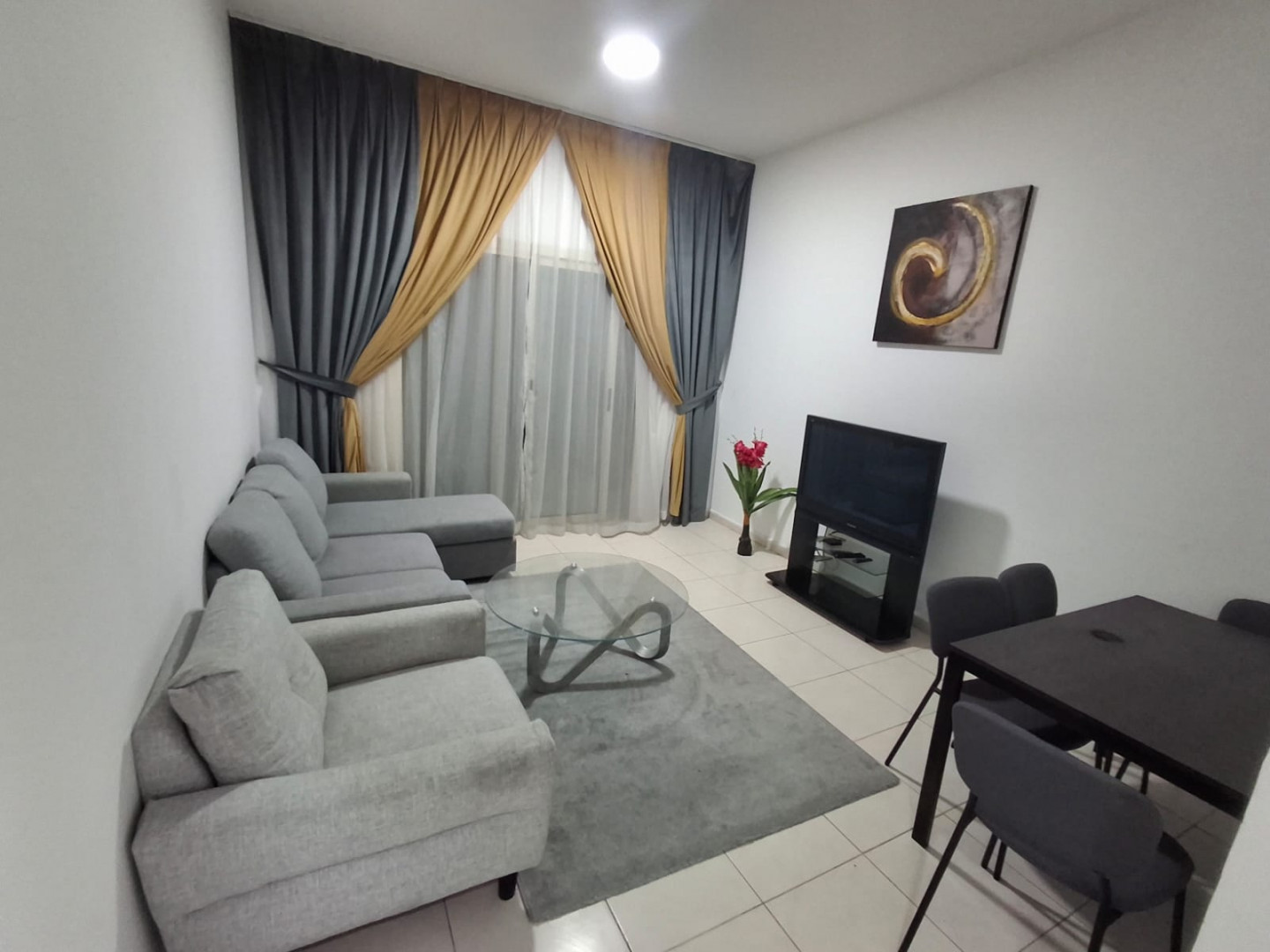 New offer: Furnished one-bedroom apartment with clean furnishings and a balcony.