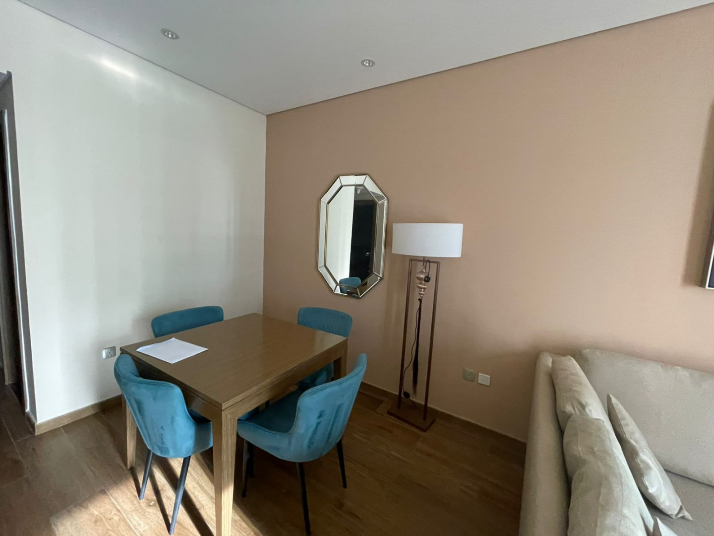 Beautiful one-bedroom apartment for annual rent with modern furnishings