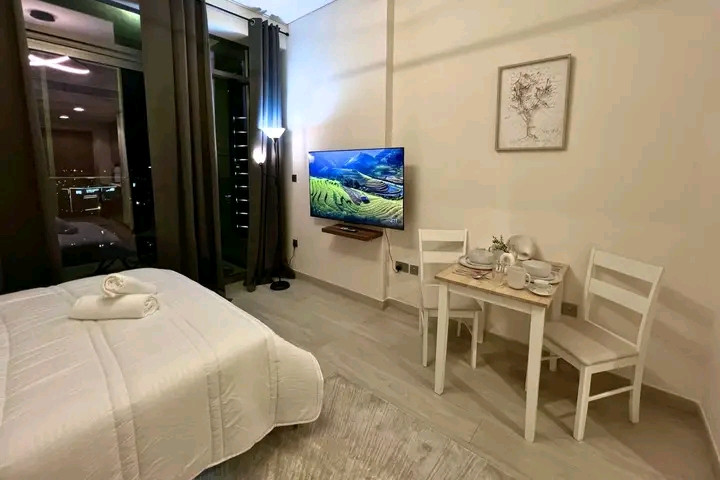 ✨ Al Jaddaf - Stylish Studio