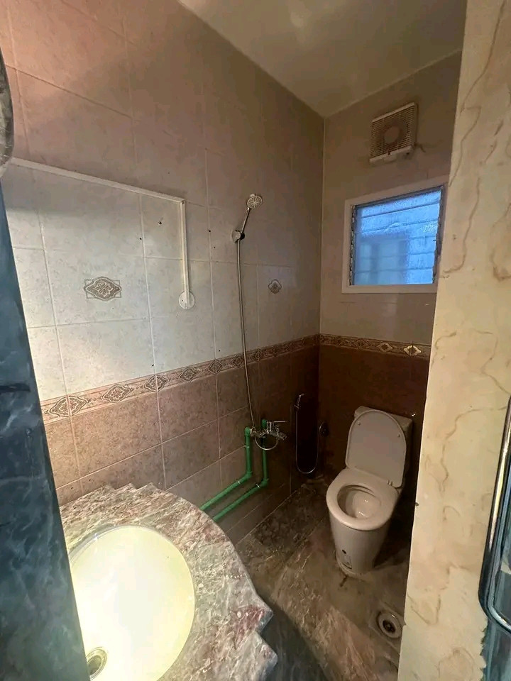 Al-Khuwair, behind Al Dhaiaa Lebanese Restaurant