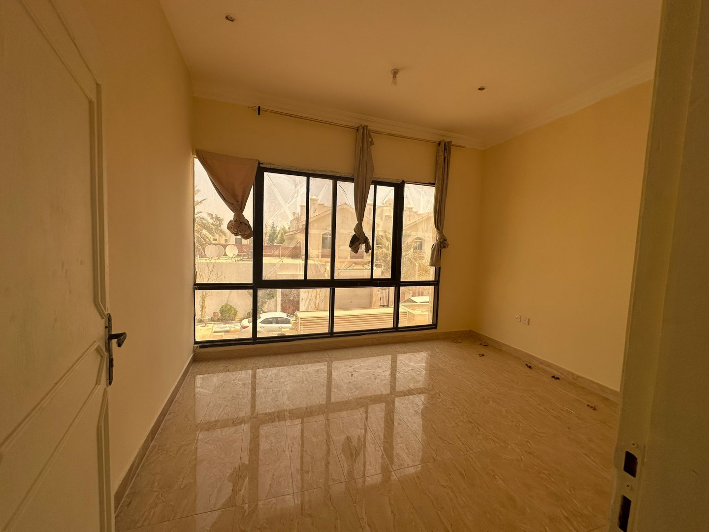 almtar-alkdym-khlf-almol01790466891.jpg