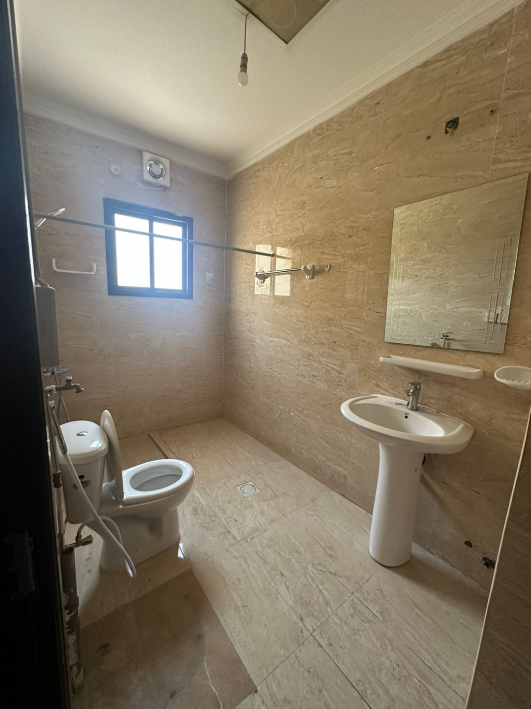 almtar-alkdym-khlf-almol71790466894.jpg