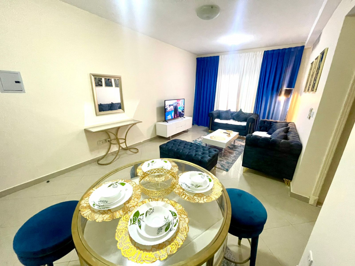 Al Taawun Room and Hall