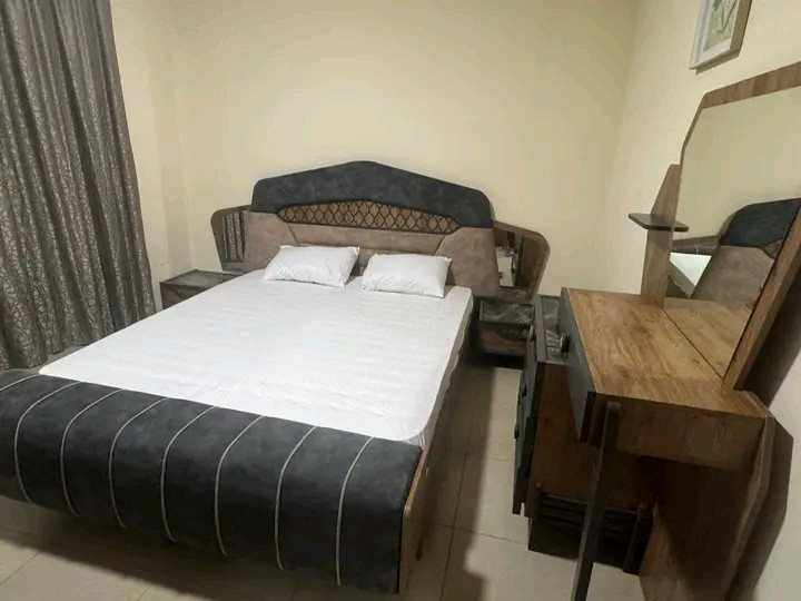 First tenant in a one-bedroom apartment