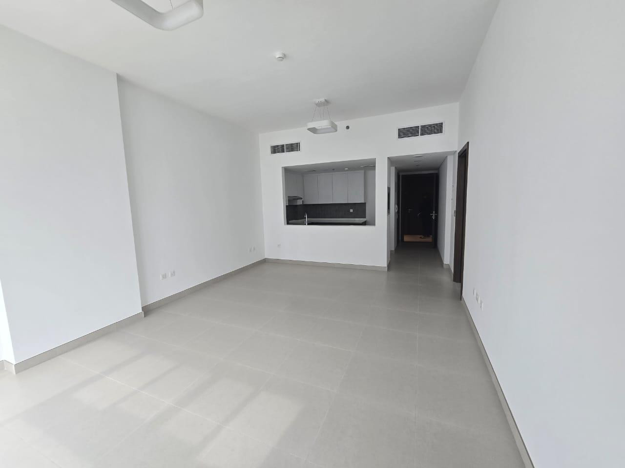 The finest and most beautiful one-bedroom apartment in the most beautiful city, available for annual rent, with a sea view and swimming pool.