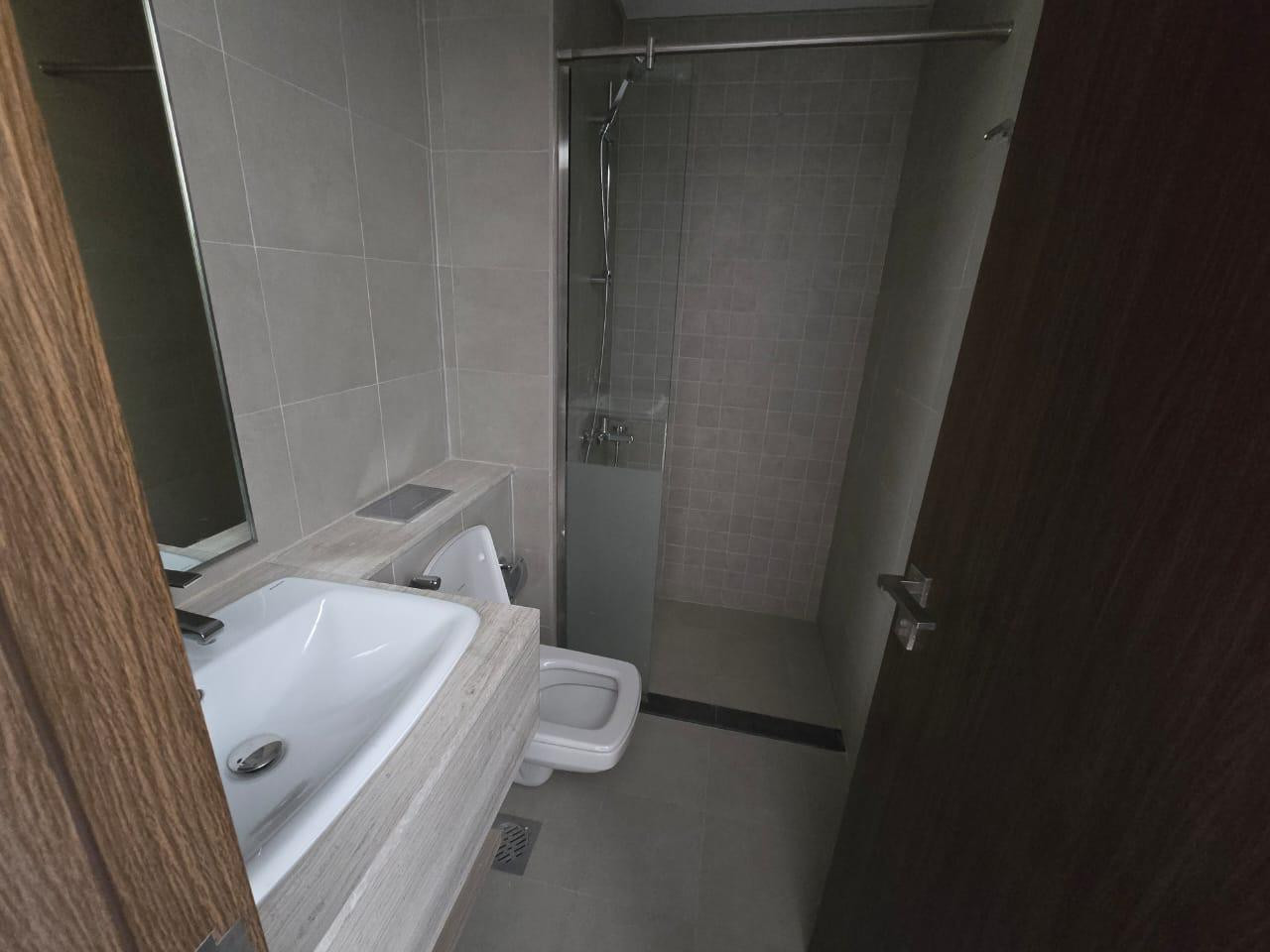 The finest and most beautiful one-bedroom apartment in the most beautiful city, available for annual rent, with a sea view and swimming pool.