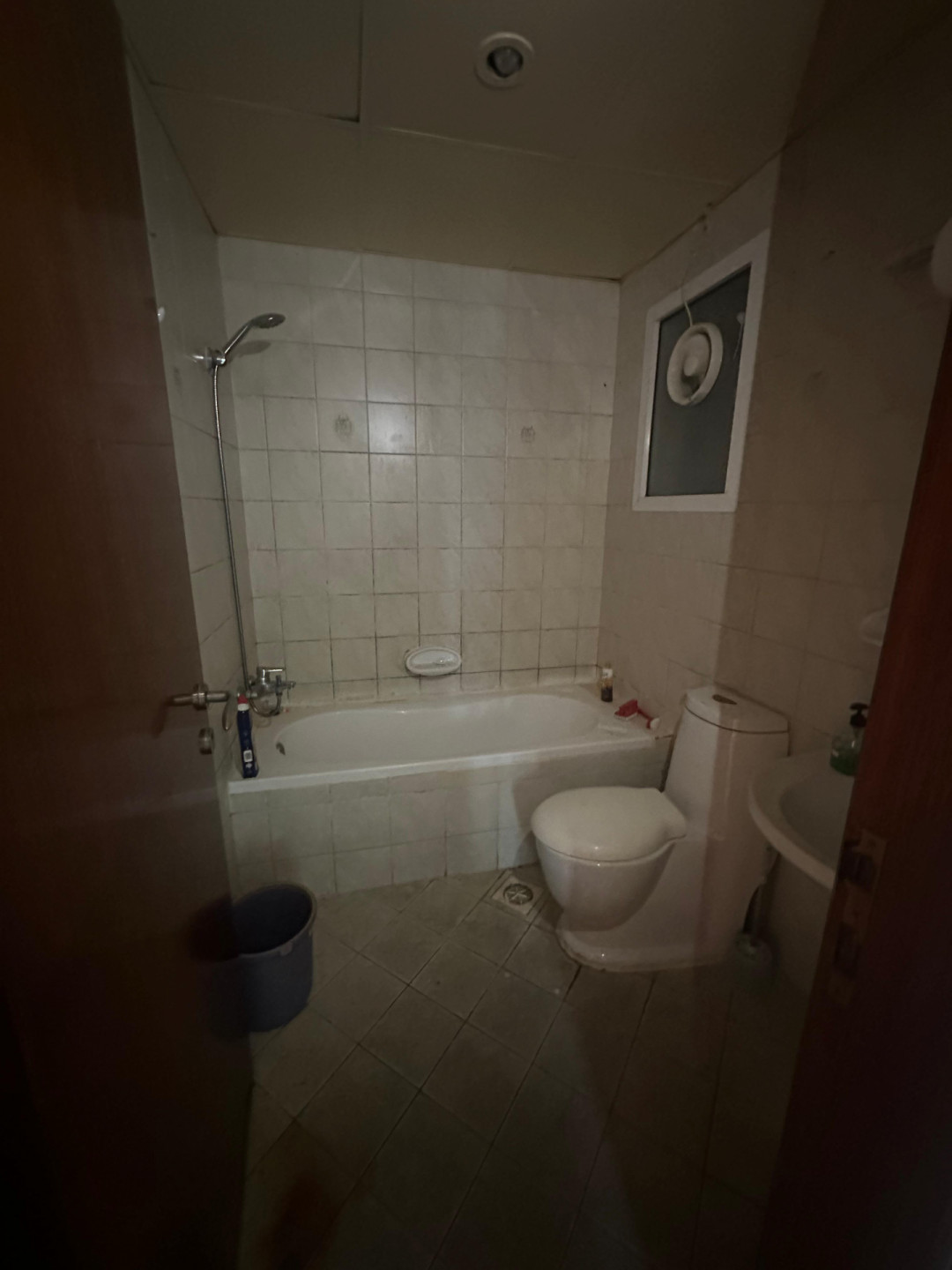 ashyk-oakbr-ghrf-osal-llaygar-alsno-bmntk-altaaaon-alshark61777877882.jpeg