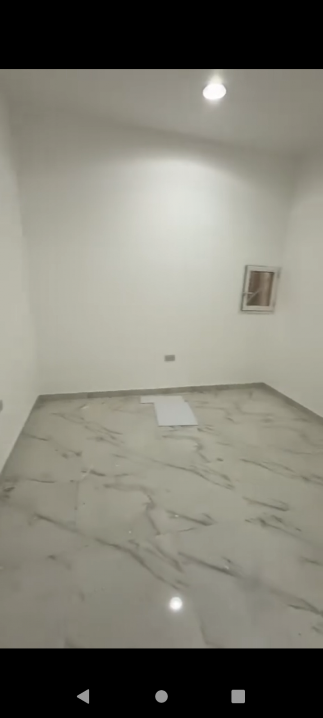 Studio apartment, first occupancy, monthly rent