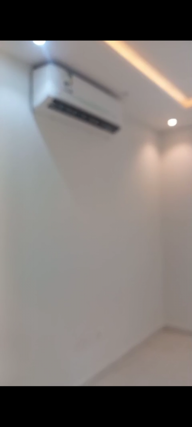 Studio B, Al Hamra District