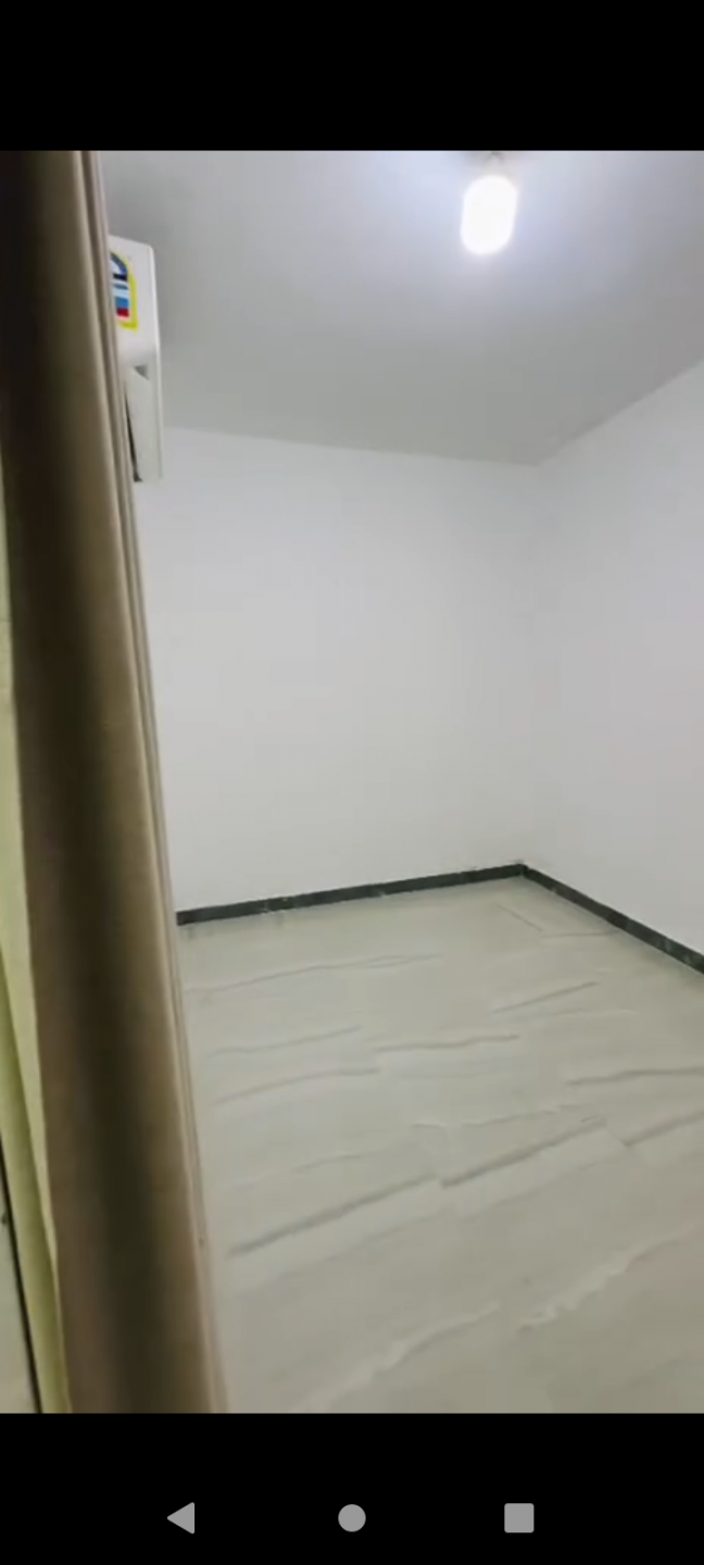 Studio in Al-Manasir