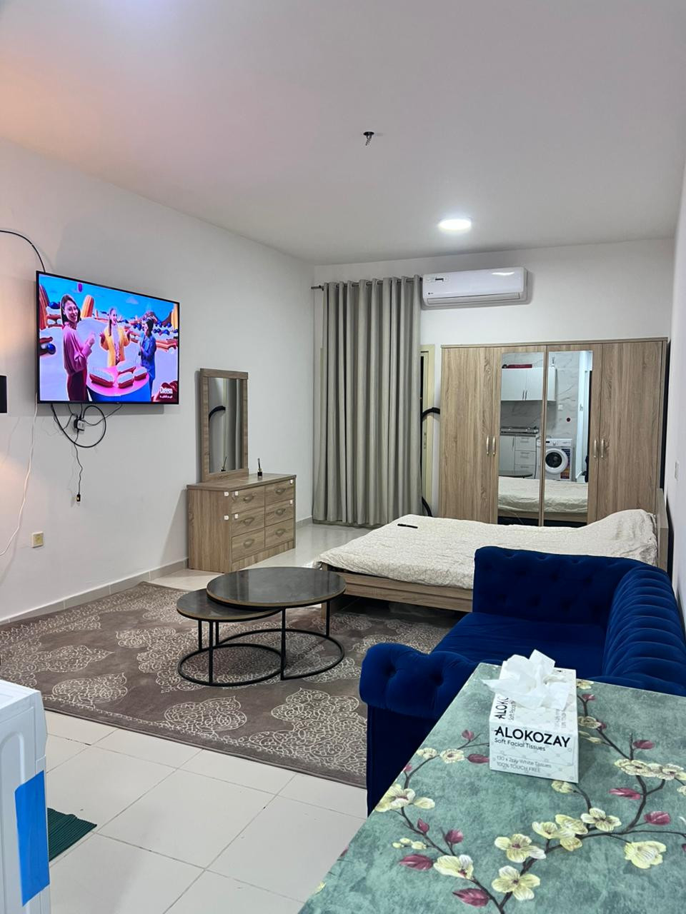 Studio apartment with balcony for monthly rent