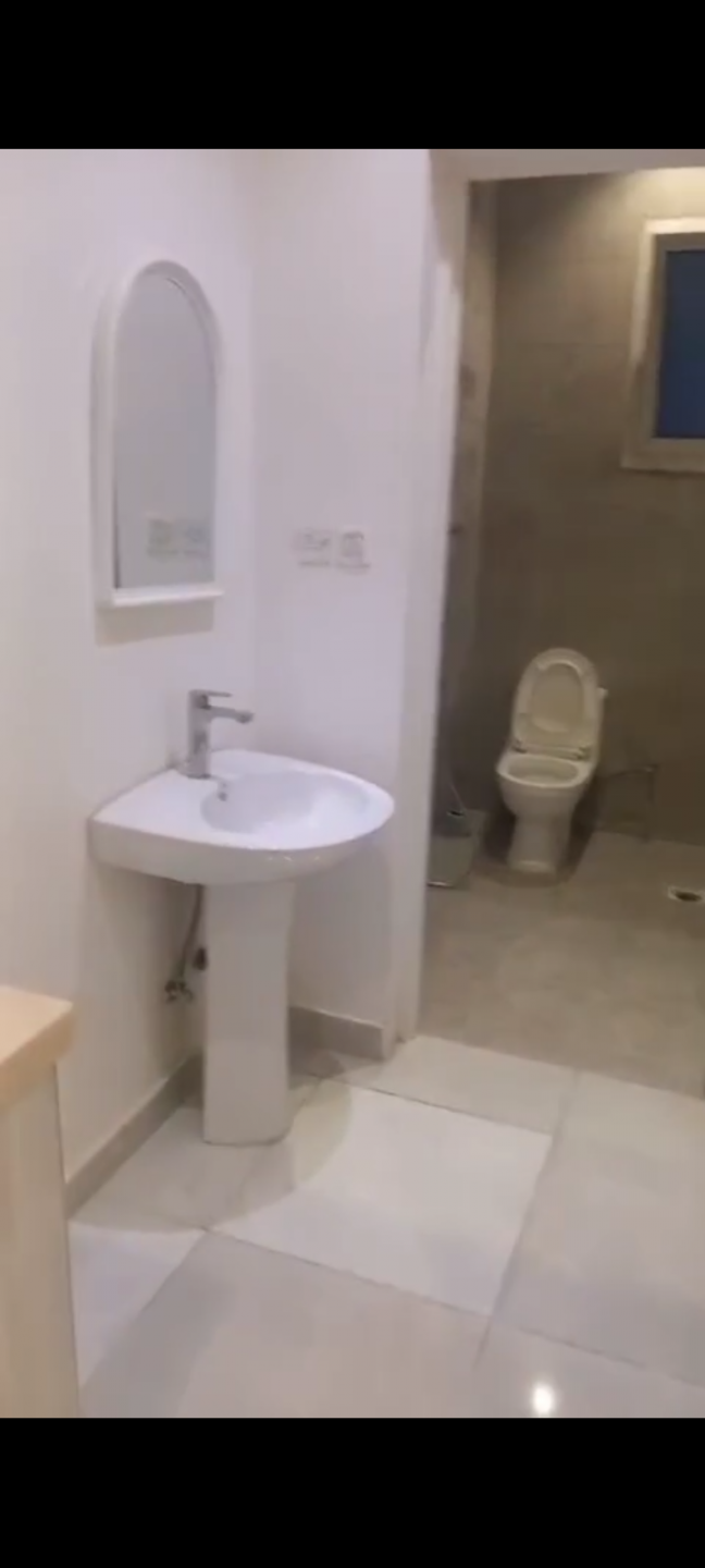 Studio in Al Hamra district, fourth floor