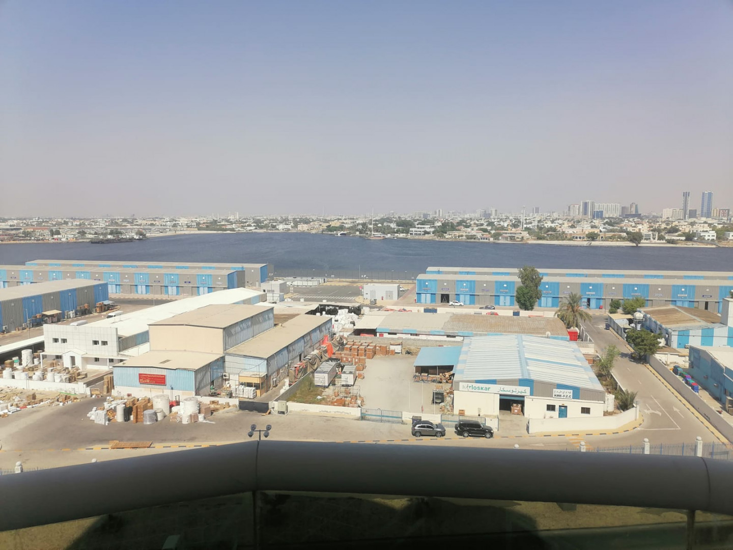 astdyo-bmsah-kbyr-b-sharaa-almyna01785339966.jpg