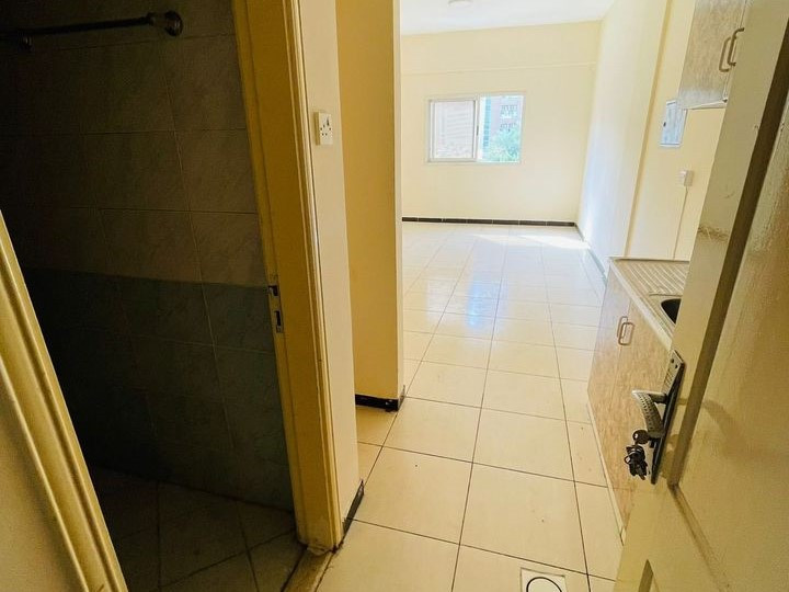 A comfortable studio apartment in Al Rashidiya