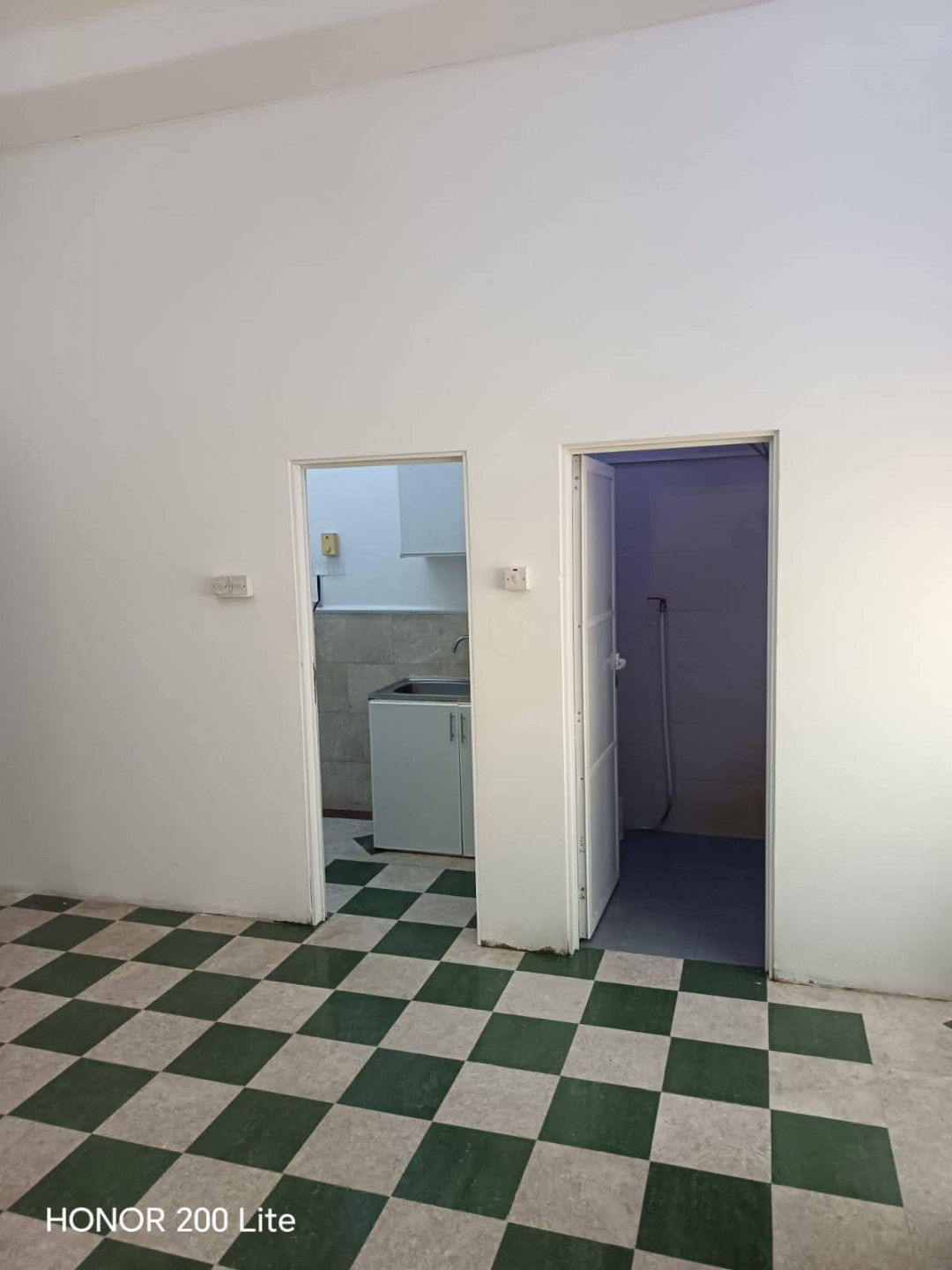 Studio in Al-Adhaiba