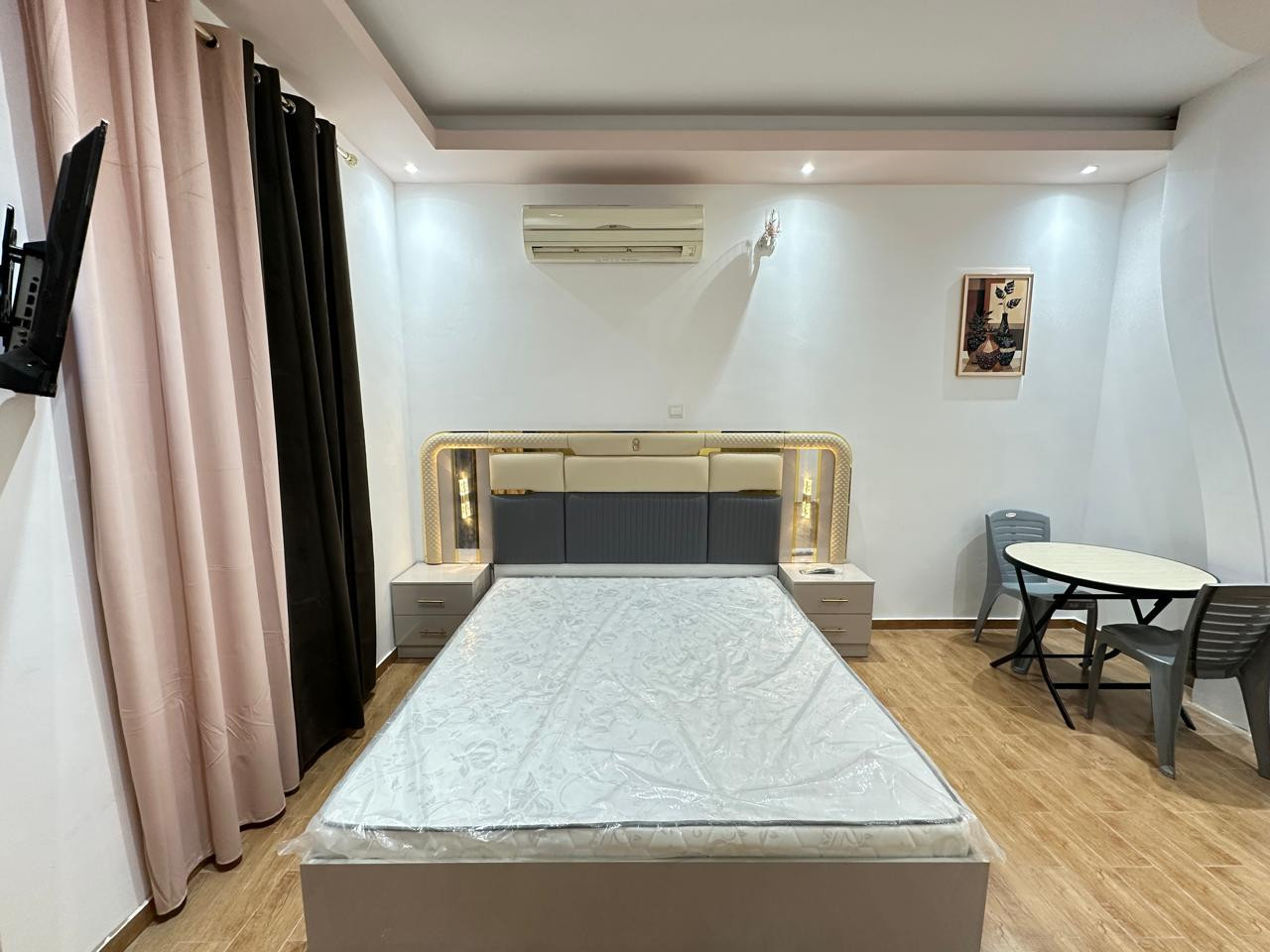 Studio in Al-Adhaiba
