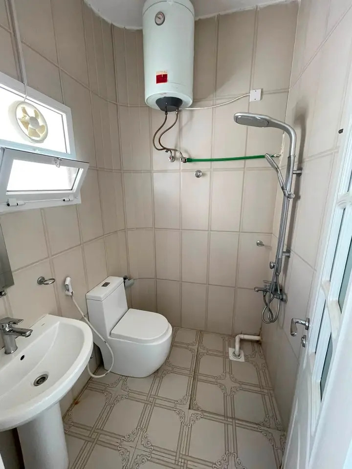 Studio in Al Khuwair, one room, bathroom and kitchen