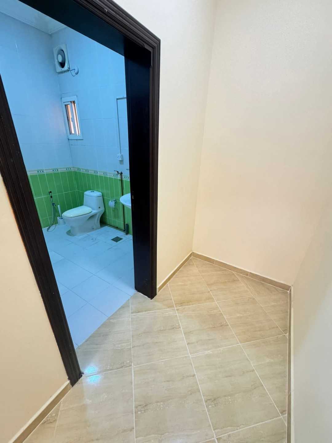 Studio in Al Maamoura