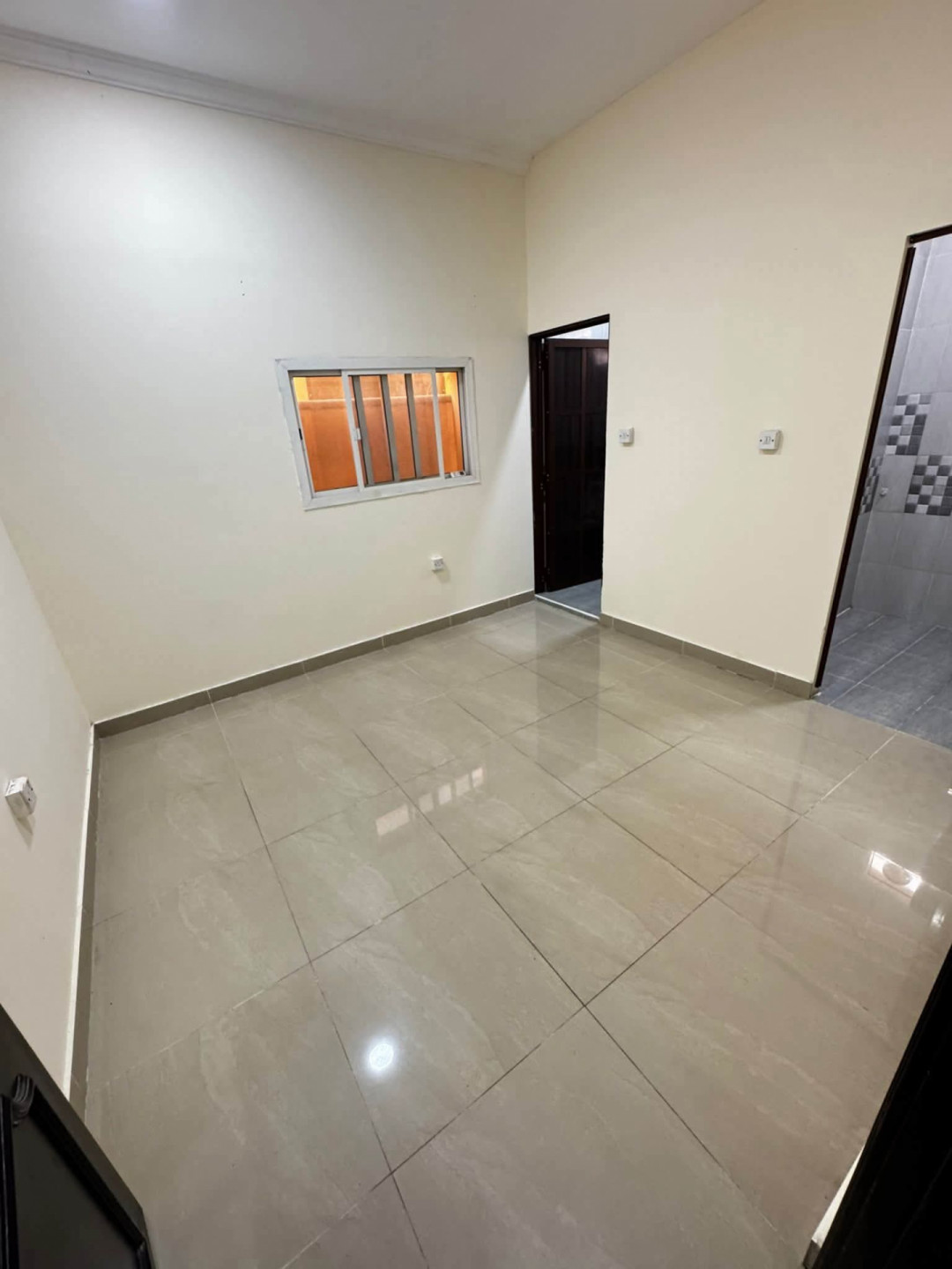 Studio in Al Maamoura