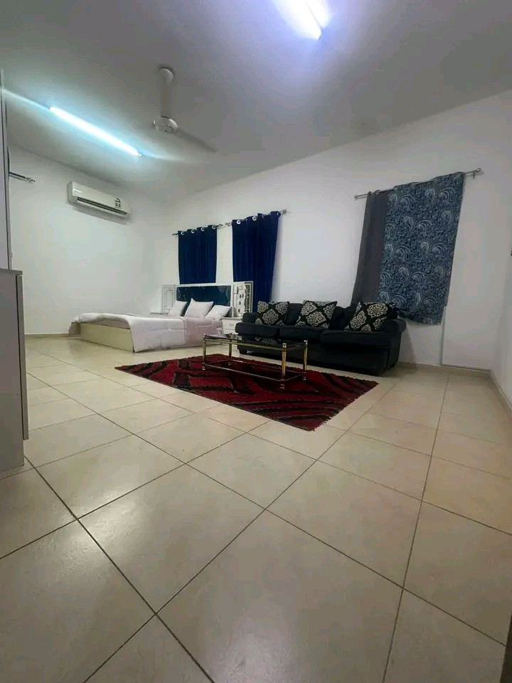 Studio apartment with one room and bathroom in Al-Azaiba