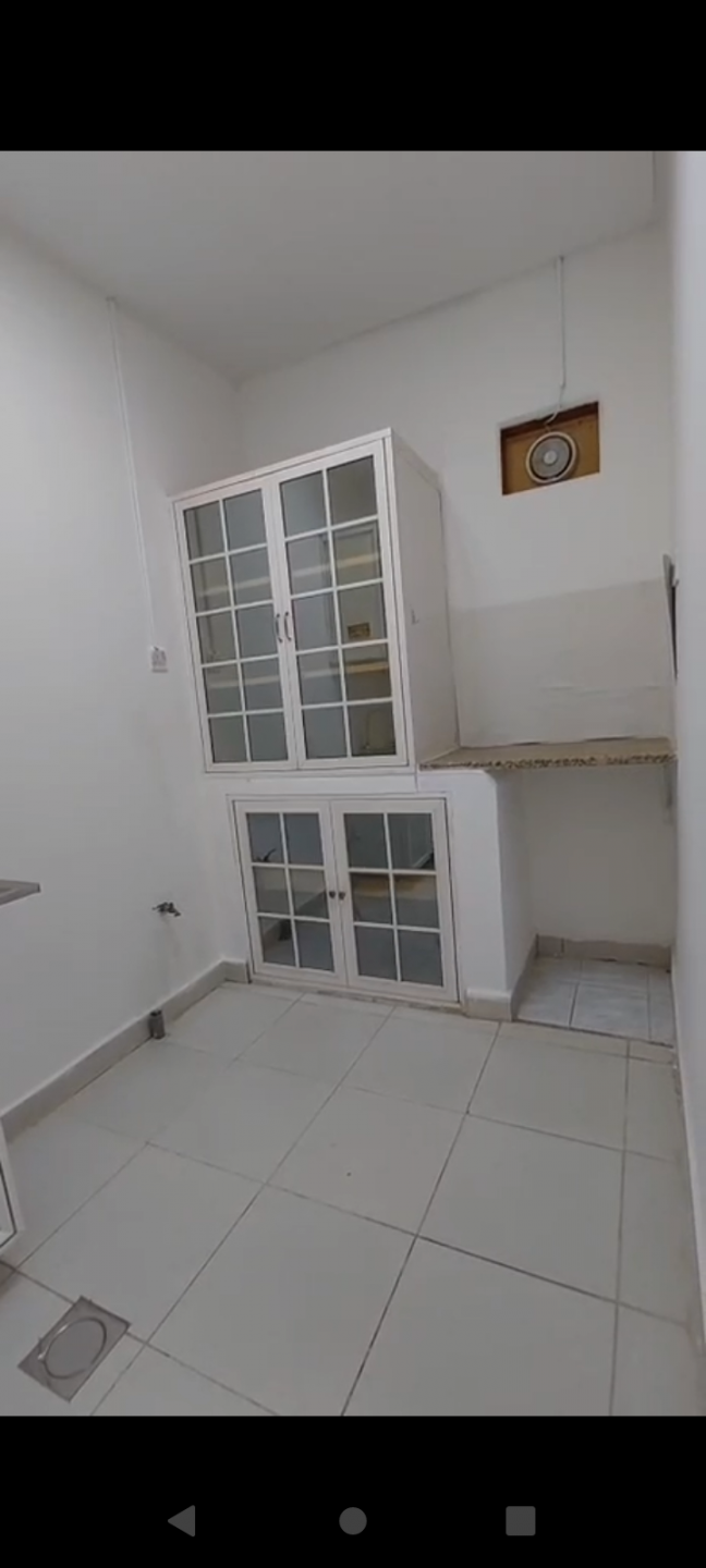 Unfurnished Studio 4