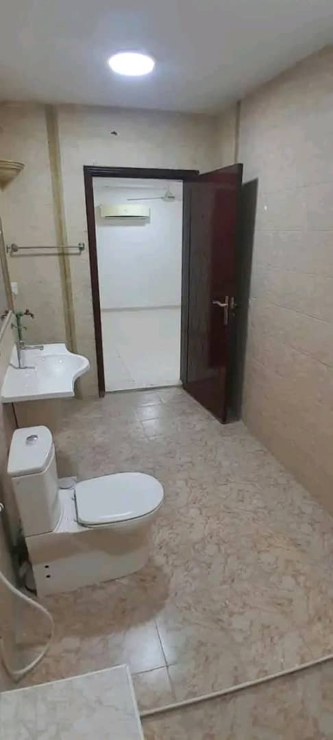 Unfurnished studio, first occupancy