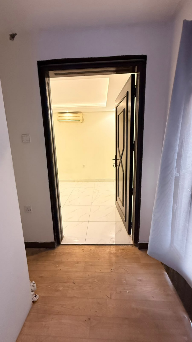 Unfurnished studio in Al-Ulya district