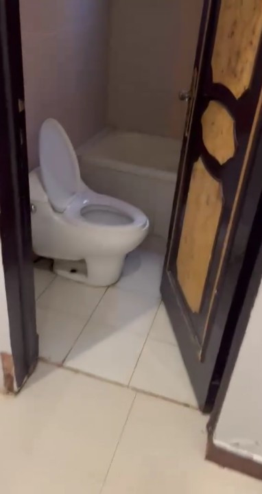 Unfurnished studio in the Seville district