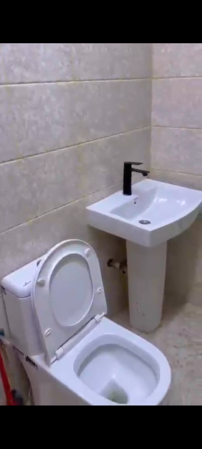 Unfurnished studio in Al-Ma'arid