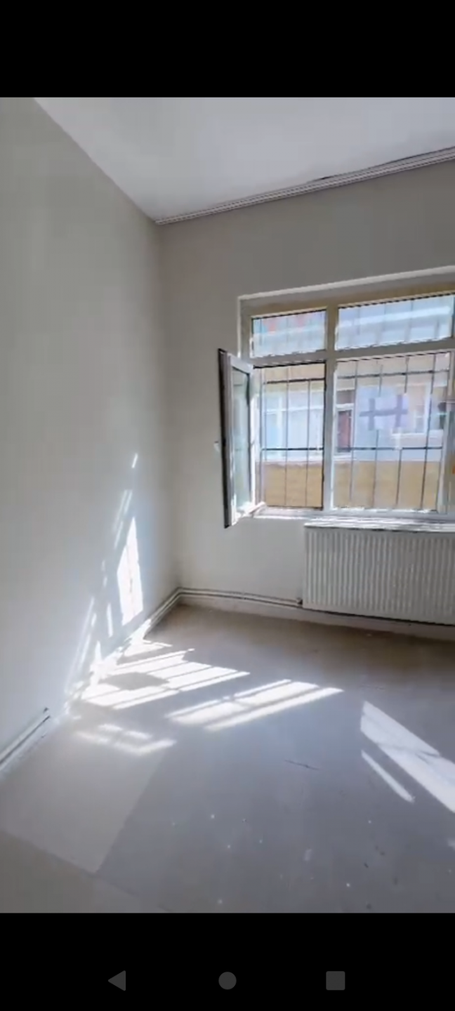 Unfurnished studio for rent