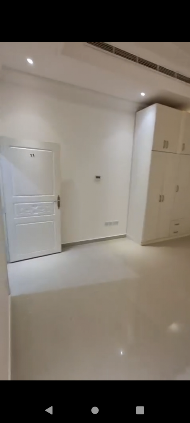 Unfurnished studio
