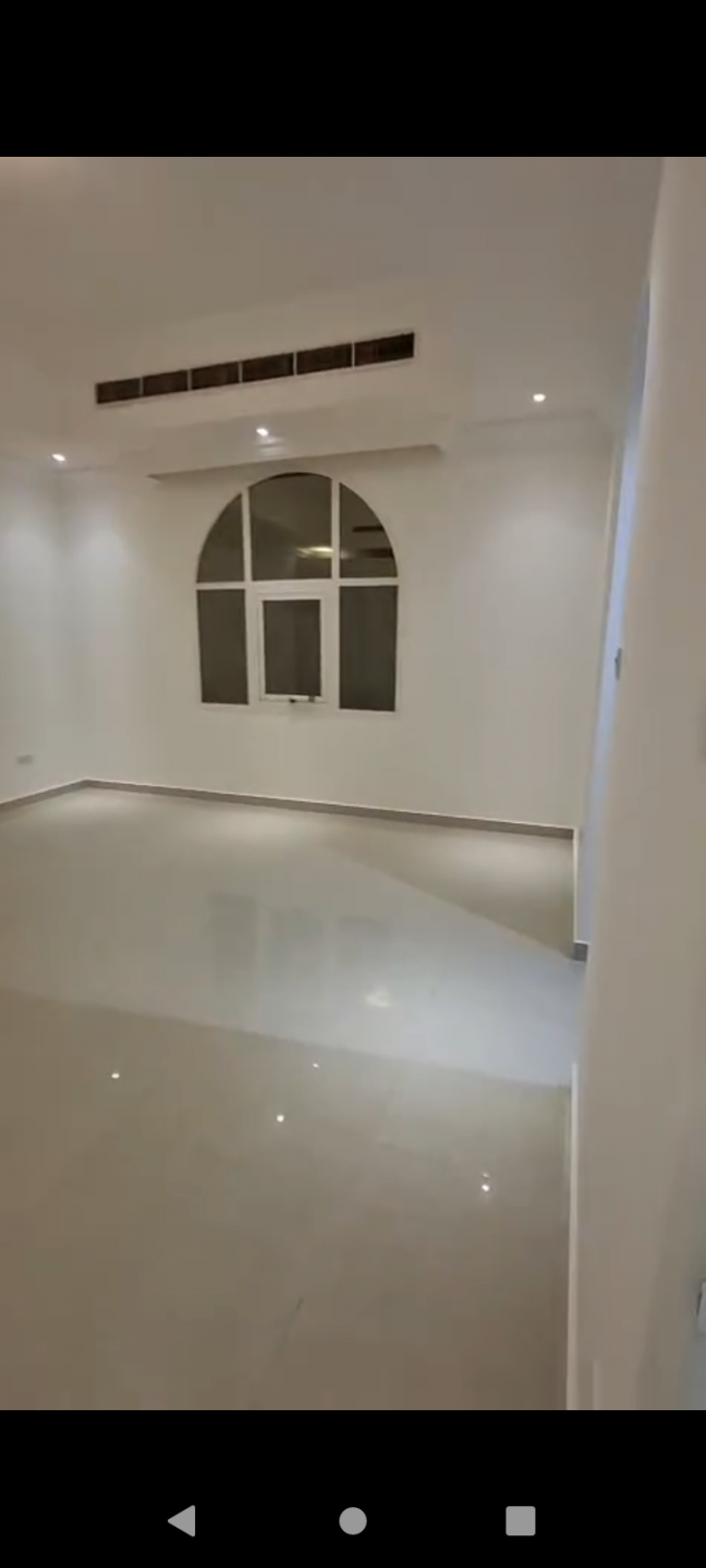 Unfurnished studio
