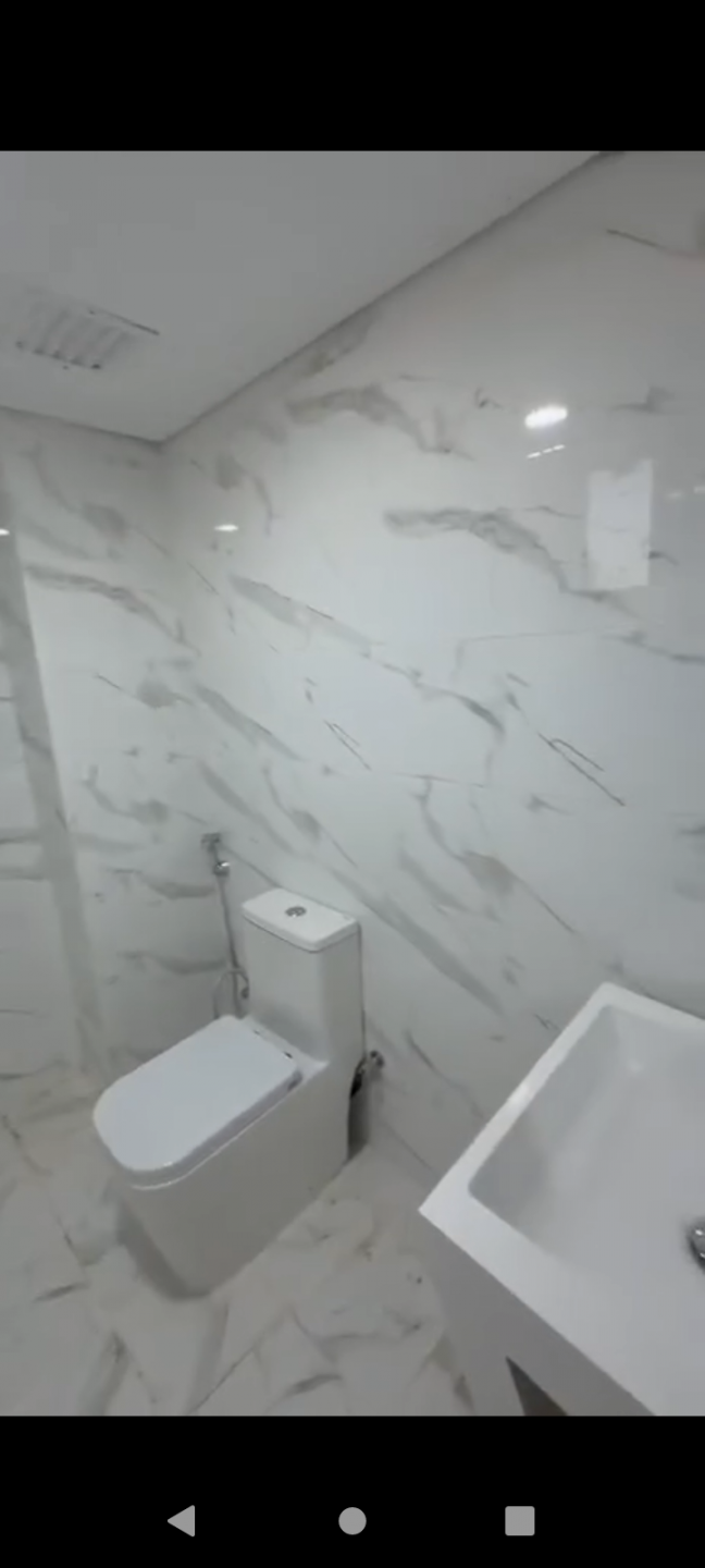 Unfurnished studio apartment on Al Karama Street