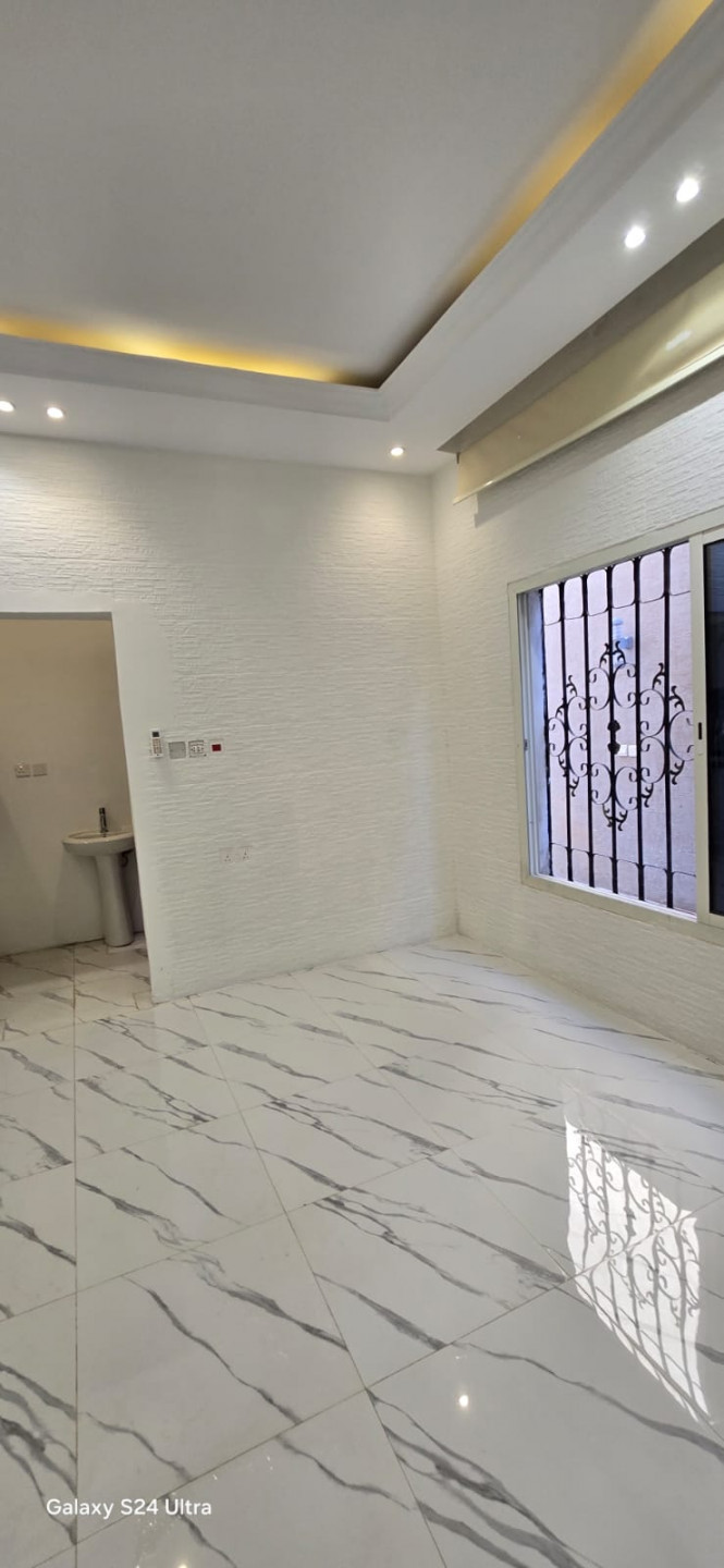 Studio bathroom and kitchen
