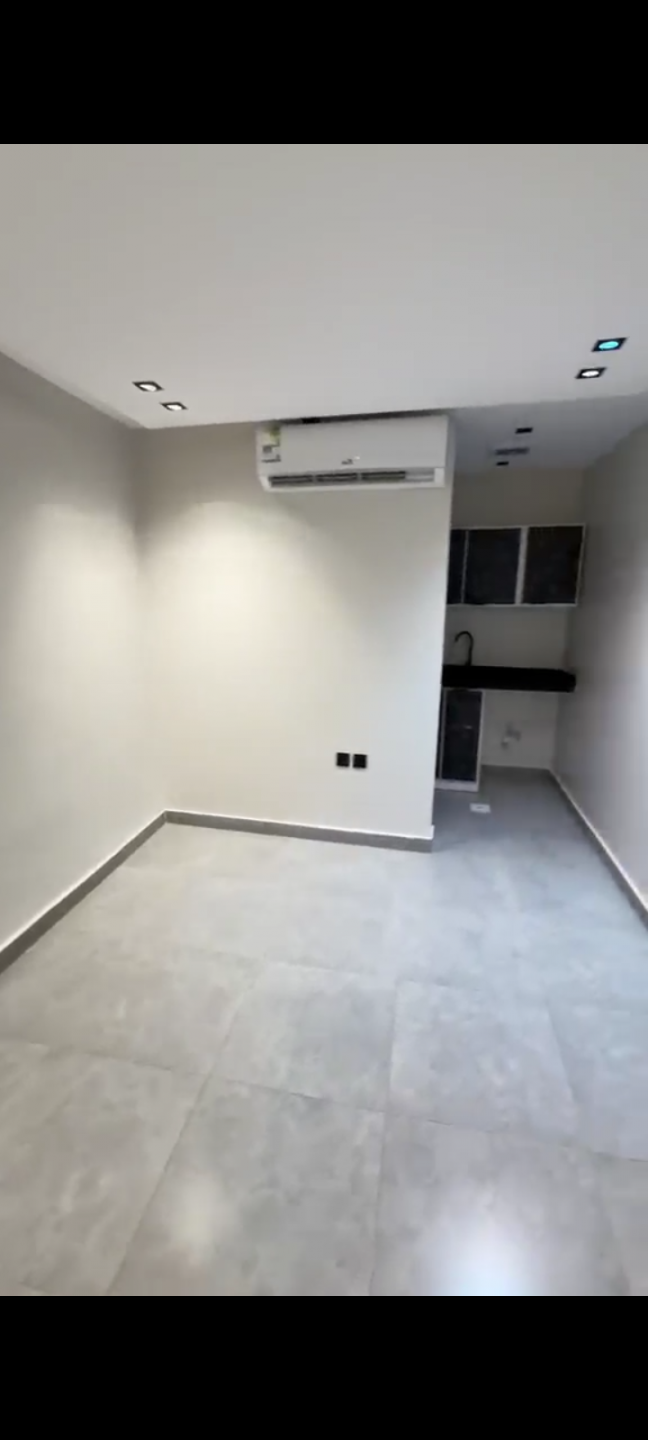 Al Rawda neighborhood studio