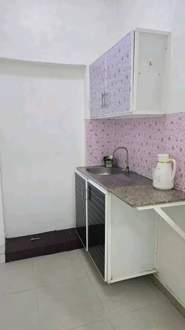 Large studio with private entrance