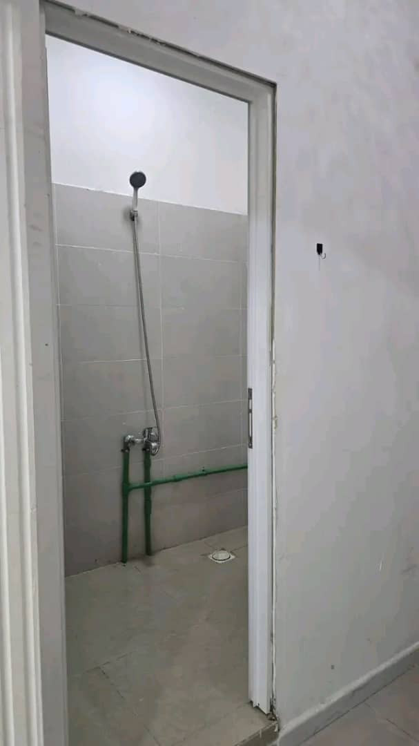 Large studio with private entrance