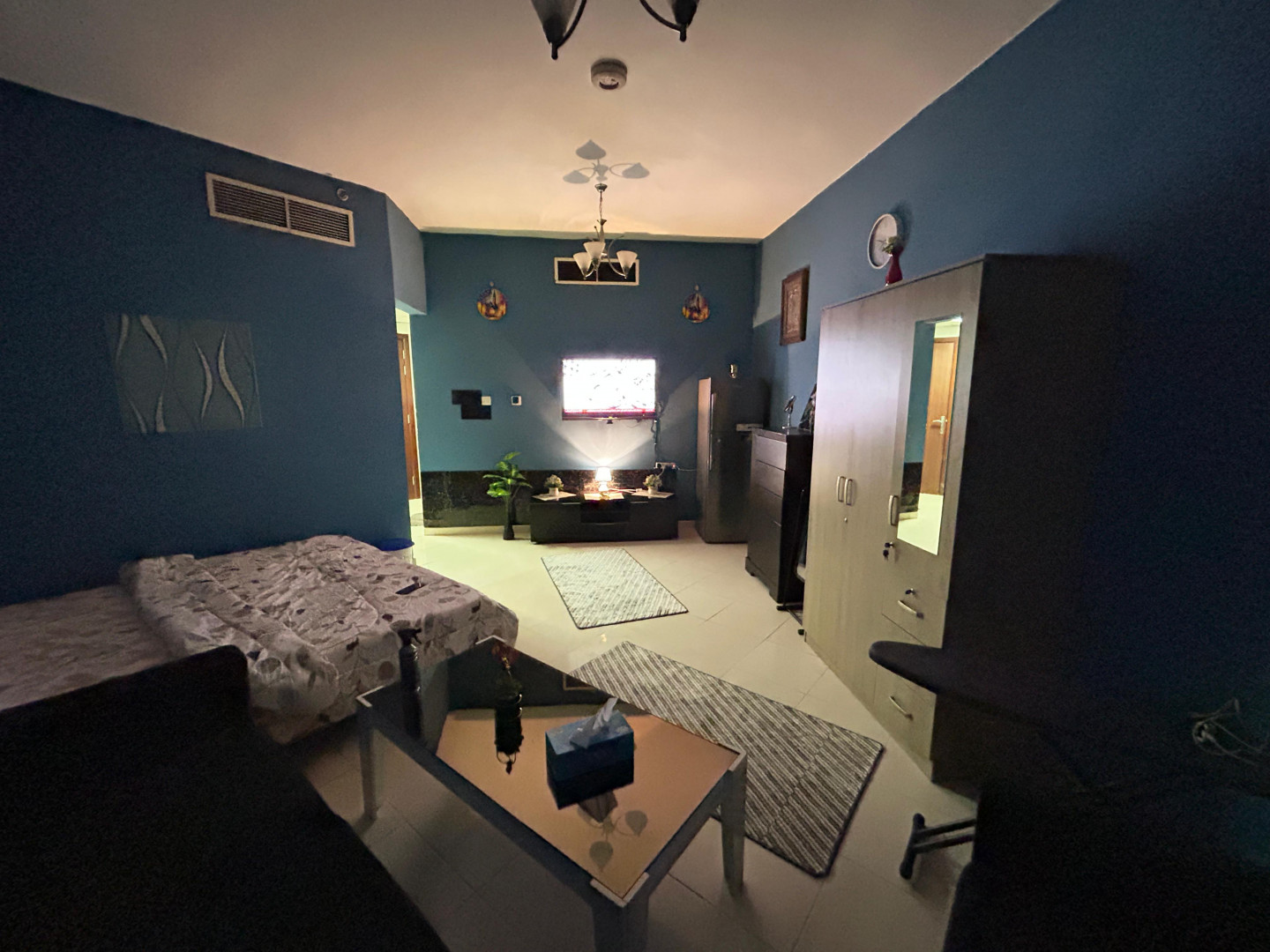 A private studio for the Oreo Tower
