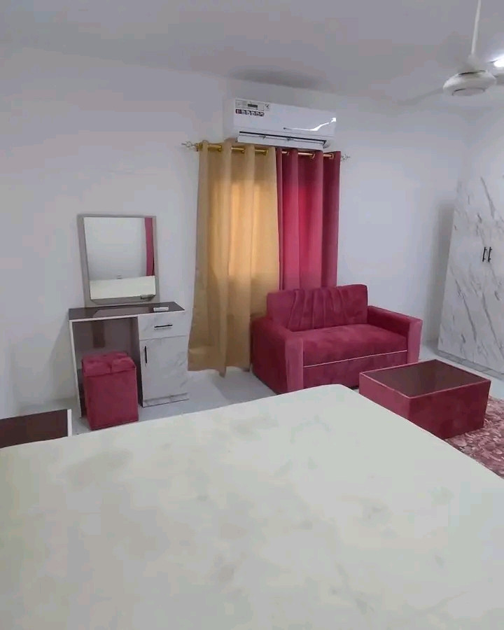 Private studio in Al Khuwair North