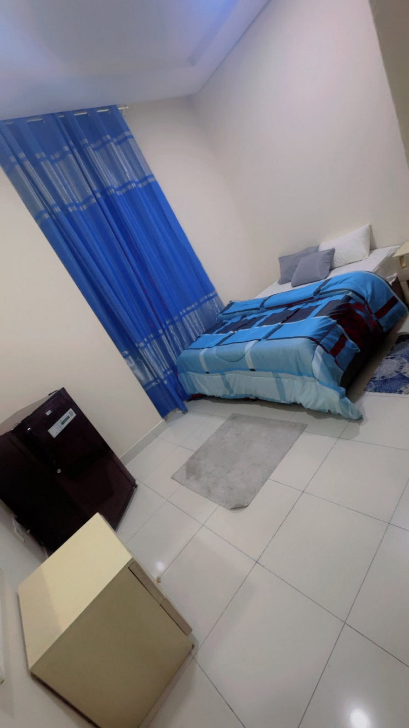Private furnished studio in collaboration