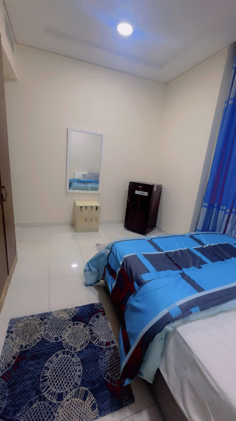 Private furnished studio in collaboration
