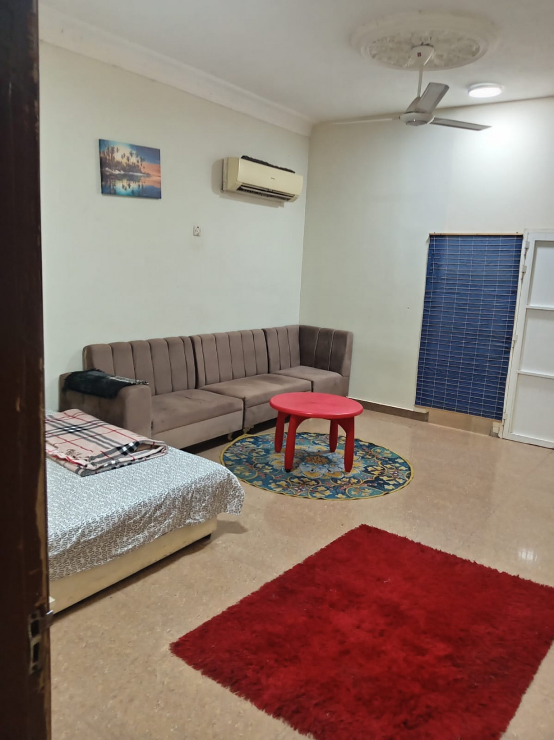 astdyo-khlf-msgd-abo-alkasm-alkhoyr-algnoby01783144422.jpg