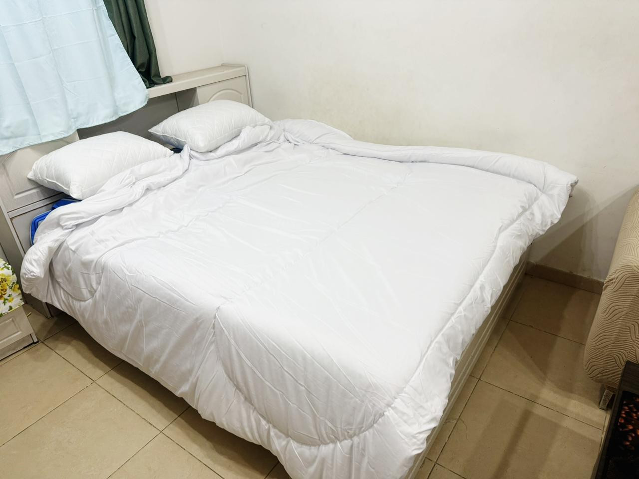 Studio for rent, separate kitchen