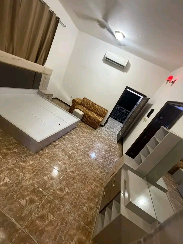 Studio with balcony overlooking the sea