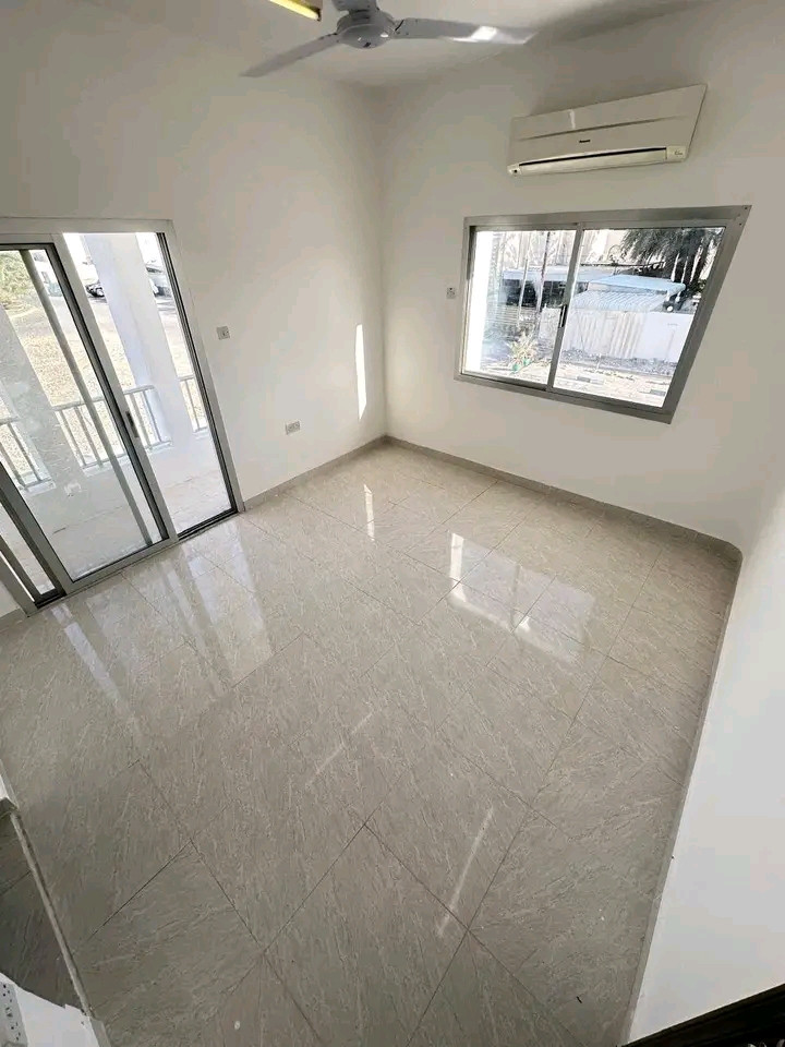 Studio with balcony in Al Khoudh